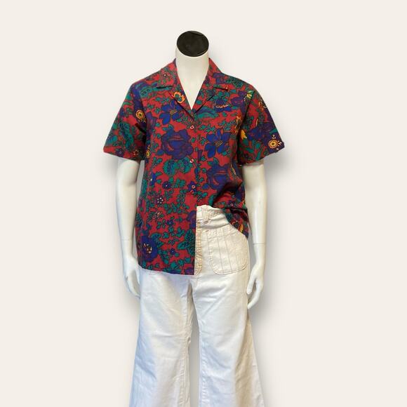 Cheryl Tiegs made in the US size 6 red purple and blue floral prints, button up - Picture 5 of 5